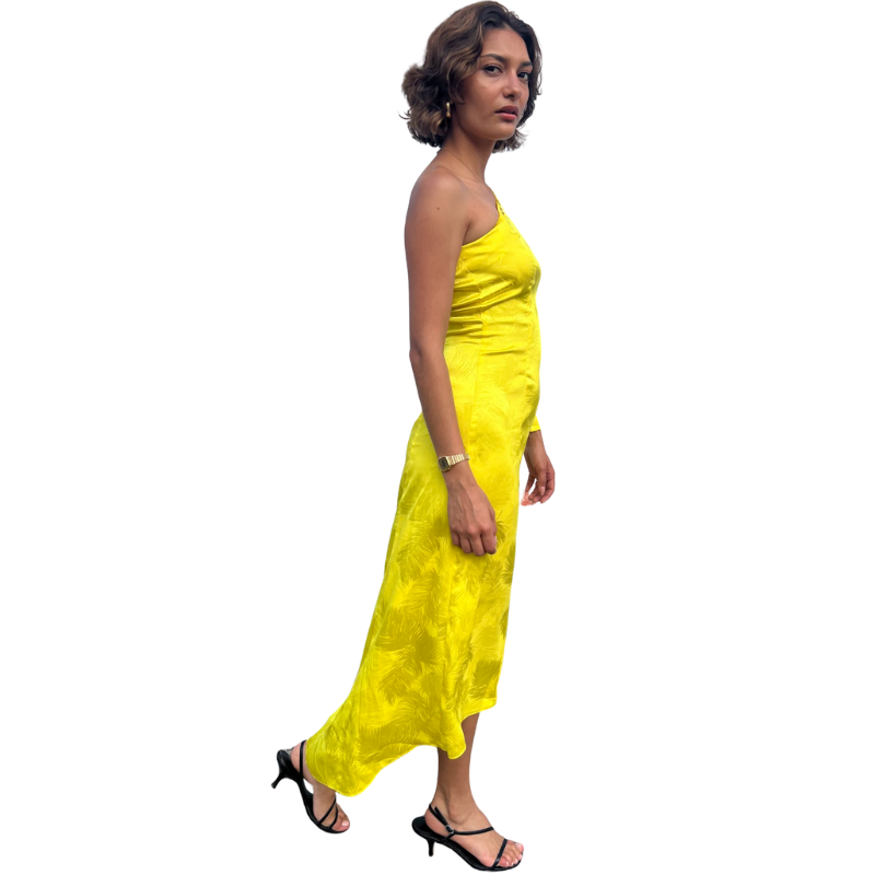 vestido largo un brazo amarillo moño ¡Qué Guay! Guatemala