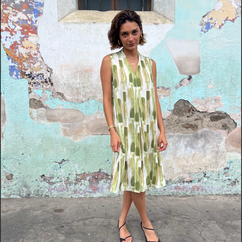 vestido corto sin mangas verde y beige ¡Qué Guay! Guatemala