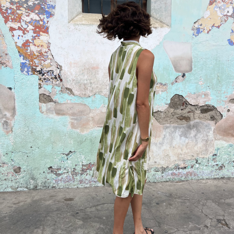 vestido corto sin mangas verde y beige ¡Qué Guay! Guatemala